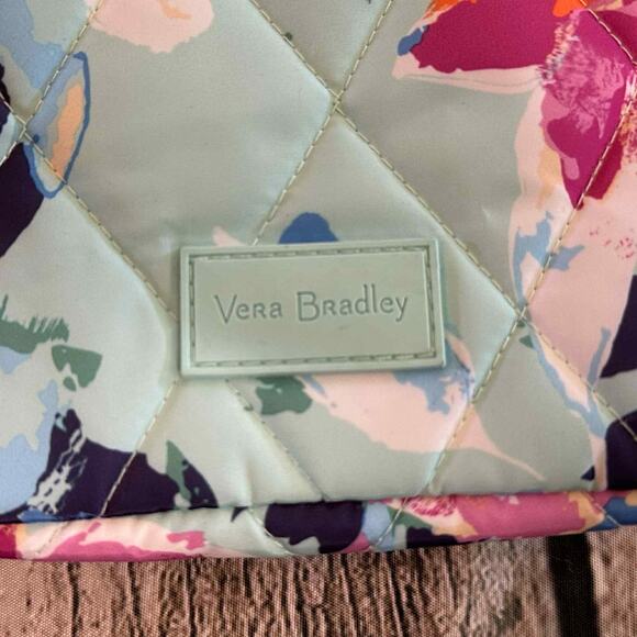 D10 Vera Bradley Blue Quilted Floral Shoulder Bag, Pre-owned - Picture 4 of 5